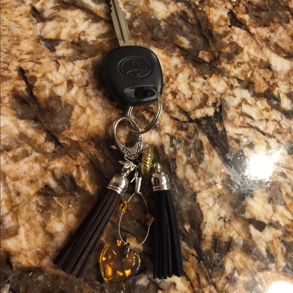 ~*Purse / Bag Charm Tassel, Keychain or Necklace - Picture 3 of 8